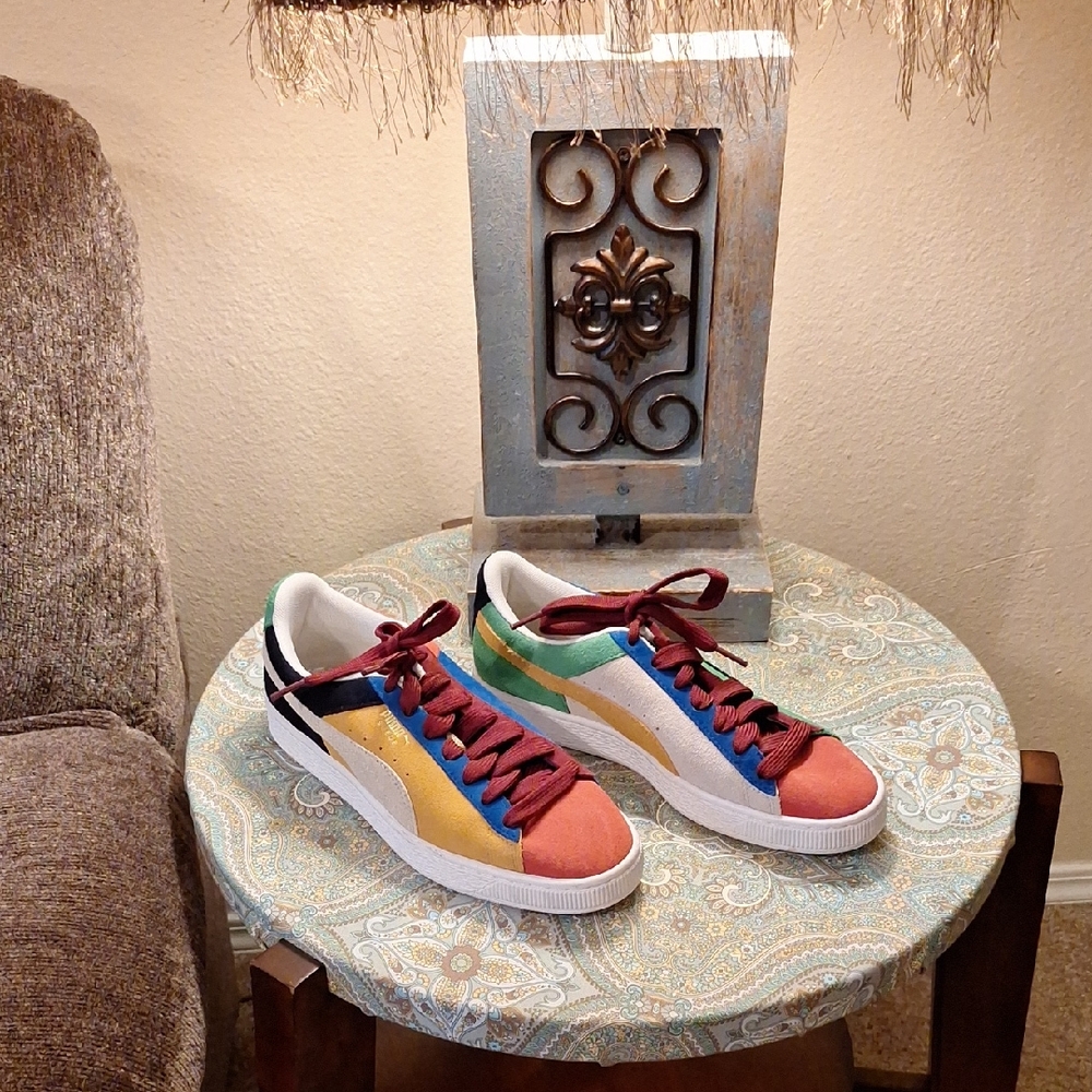 Puma Multicolor Athletic Sneakers. Sizing Men's 7.5 Women's 9 NWOB